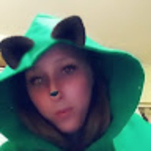 Meet your Posher, Kelly - Picture 1 of 1